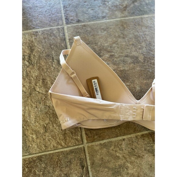 New Skims Wireless Form Push-up Bra Size 34D Sand - Picture 5 of 7